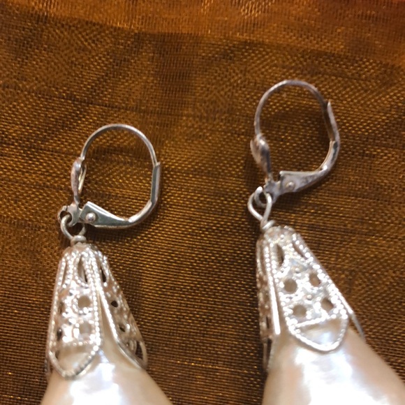 EUC 3 Pair Preowned Pierced Earrings - Picture 7 of 7